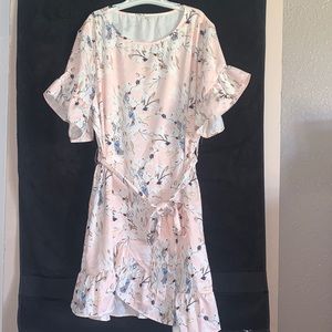 Cute Spring floral dress!